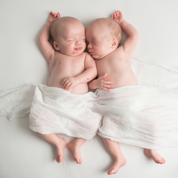 7 Tips For Parenting Newborn Twins